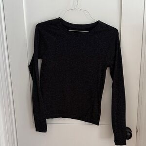 Athleta Black Long Sleeve Tee glitter!!